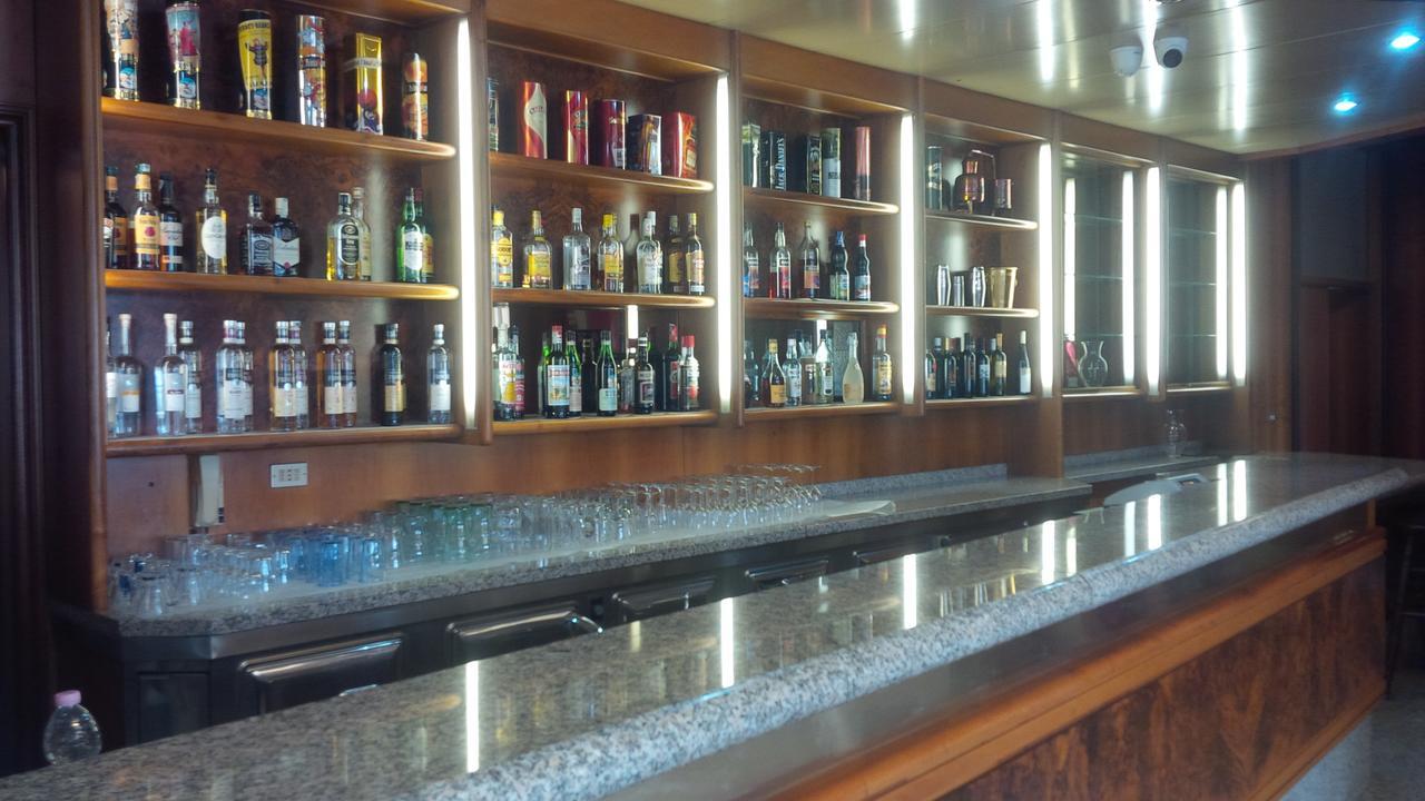 Hotel Route 9 Cadeo المظهر الخارجي الصورة