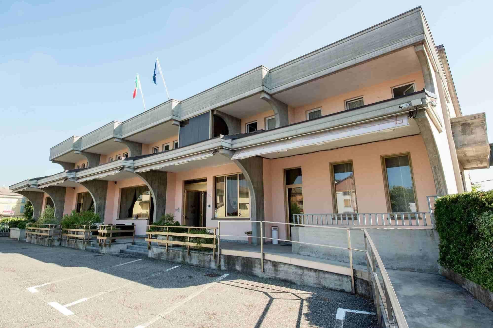 Hotel Route 9 Cadeo المظهر الخارجي الصورة